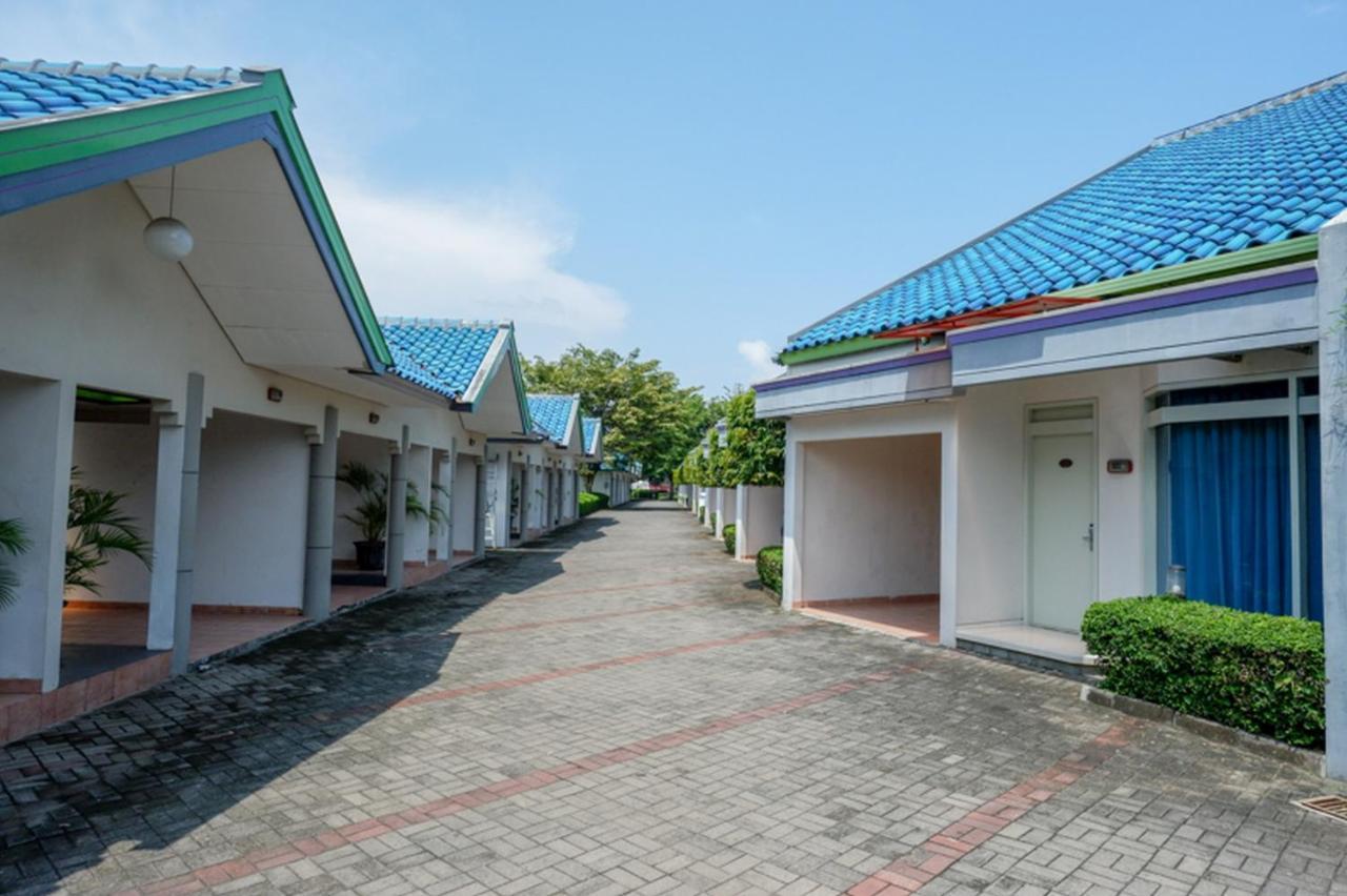 Hotel New Puri Garden Bandara Semarang Exterior foto