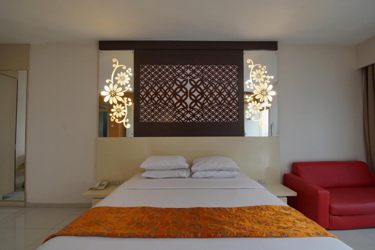 Hotel New Puri Garden Bandara Semarang Exterior foto