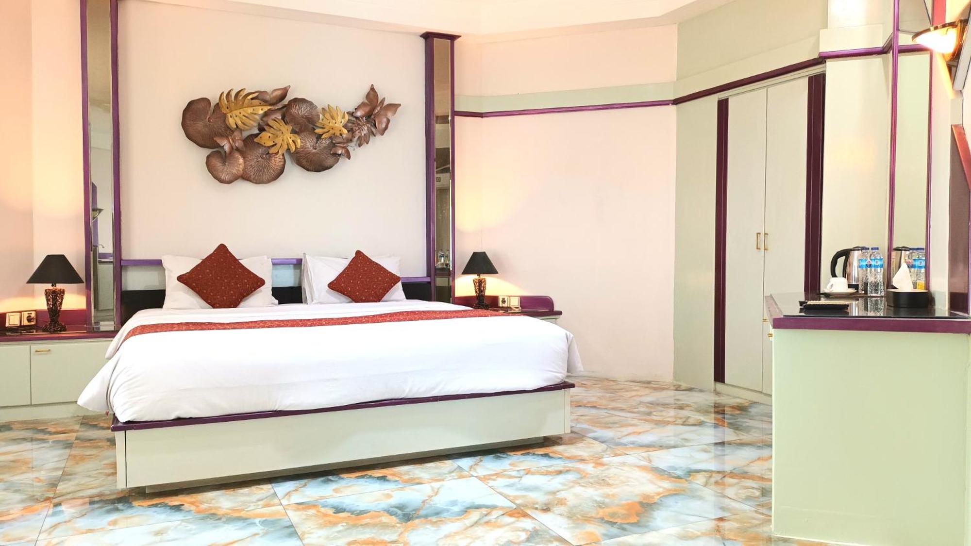 Hotel New Puri Garden Bandara Semarang Exterior foto